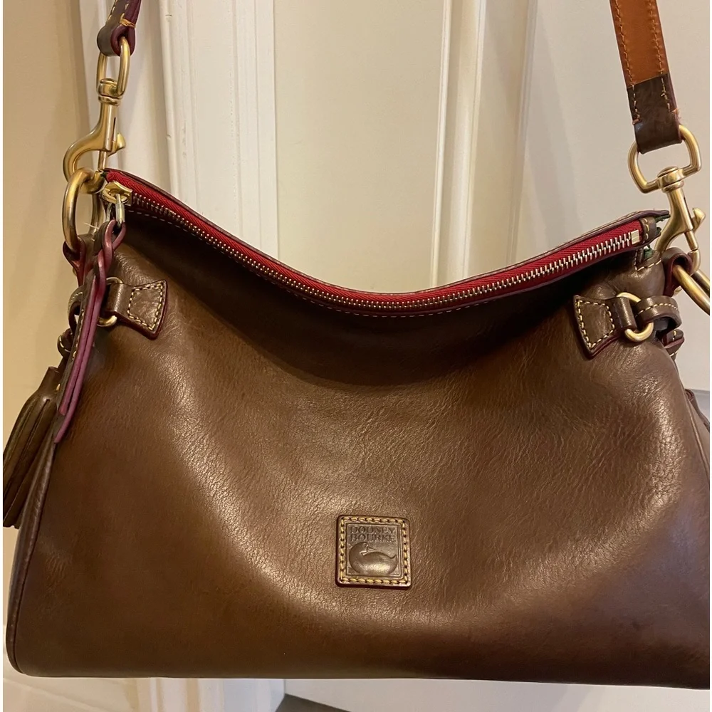Dooney and Bourke Leather cross body bag - Picture 3 of 11